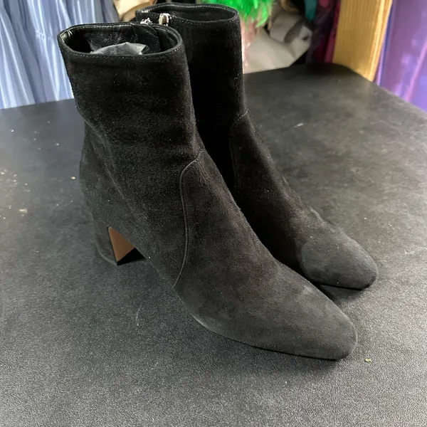 Authentic Prada Black Ankle Boots with Square Toe and Block Heel 40 9 - Image 2