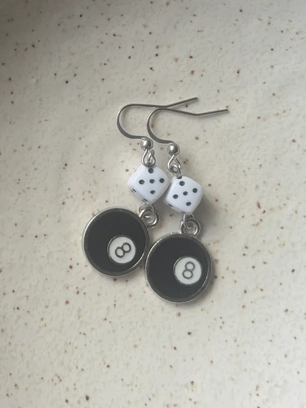 Handmade y2k funky grunge style 8 ball & dice dangle earrings 🎲🖤💕 - Image 5