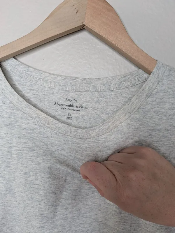 Abercrombie & Fitch Heather Gray Baby Tee A&F Essentials Womens XL - Image 5