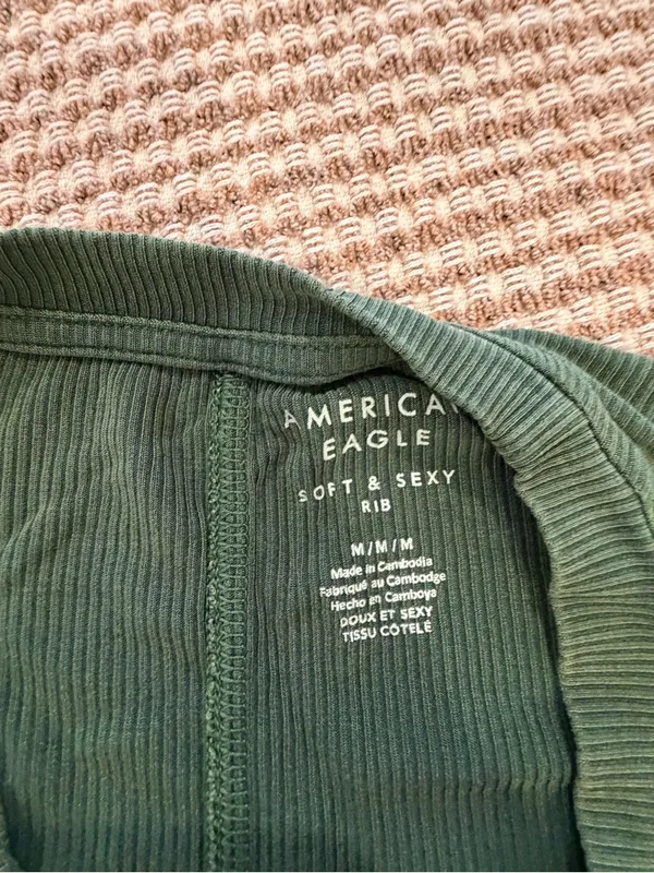 American Eagle Outfitters Forest Green Crop Top - Image 4
