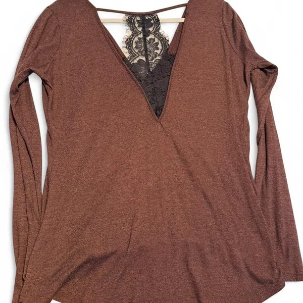 Daytrip Top Long Sleeve Buckle - Image 2