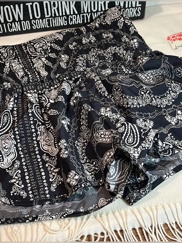 FP Movement Free People Way Home Paisley Printed Shorts Carbon Small NWT - Image 5