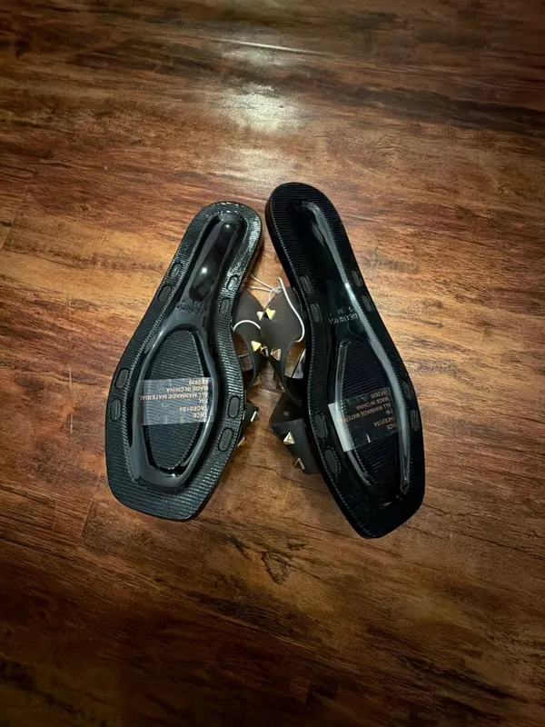 Steve Madden Tace Studded Jelly Slide Sandals Black Gold - Image 4