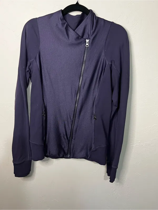 Lululemon Emerge Renewed Purple Asymmetrical Zip Up Athletic Jacket - Image 2