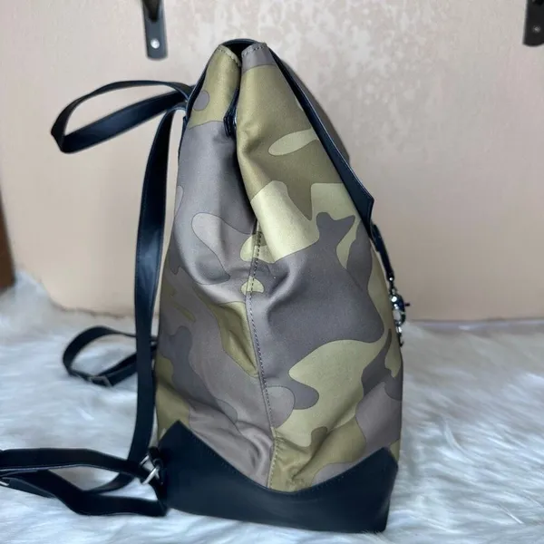 Stella & Dot Camo Backpack - Image 7