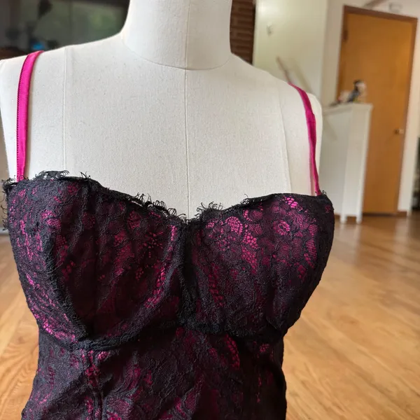 Moda International Magenta Pink Black Lace‎ Corset Top Underwire Silk Blend M - Image 9