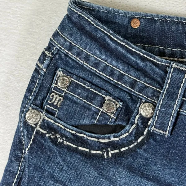 Miss Me Mid Rise‎ Skinny Jeans Dark Wash Contrast Stitch Size 27 Blue Denim - Image 9