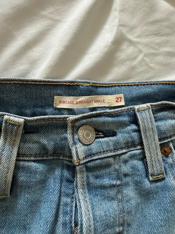 Levi’s Jeans - Image 4