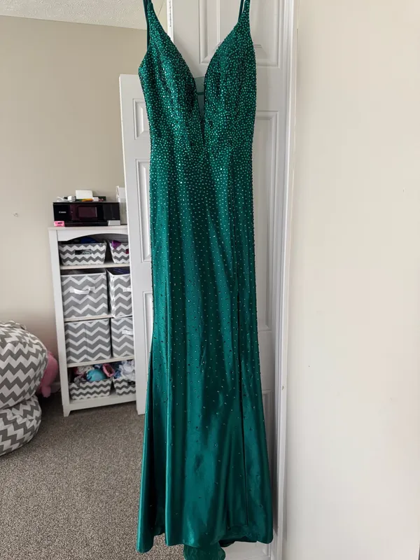 Stunning Pixie Emerald green formal prom gown Size 0 - Image 8