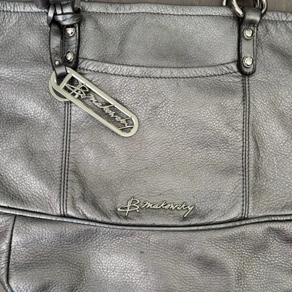 B. Makowsky Metallic Silver Leather Tote‎ Handbag Cheetah Print Lining - Image 2