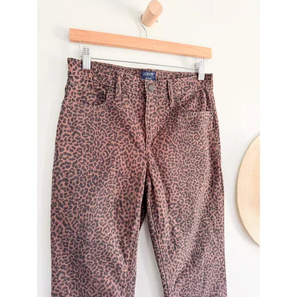 J.Crew Factory | NWOT Leopard Mid-Rise Flare Crop Jeans | Sz 26 - Image 3