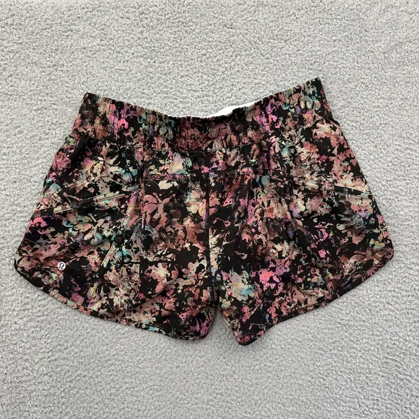 Lululemon Tracker Shorts Low Rise 4" Stencil Blossom Athletic Gym Women's 12 - Image 2