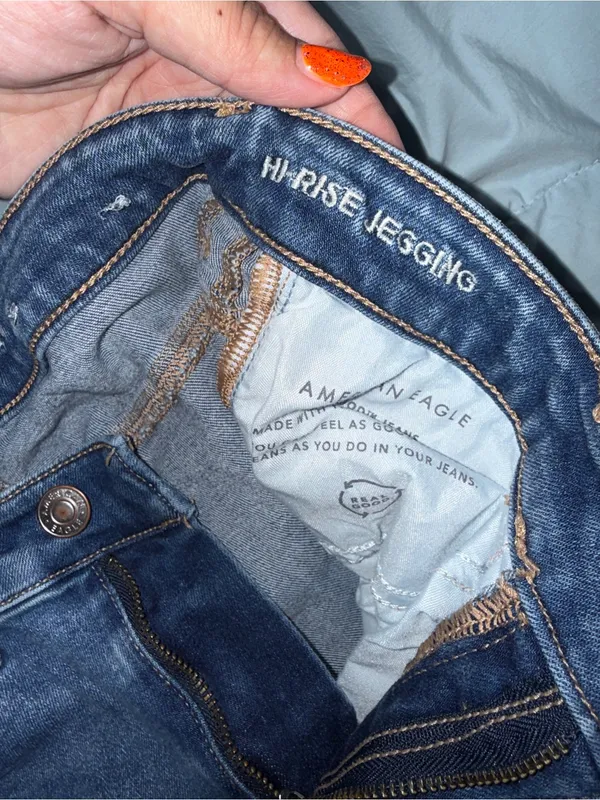 American Eagle Hi-Rise Jegging Distressed Skinny Jeans Size 4 Regular - Image 5