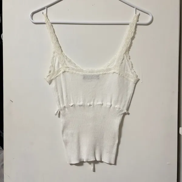 Brandy Melville Lace Top - Image 5