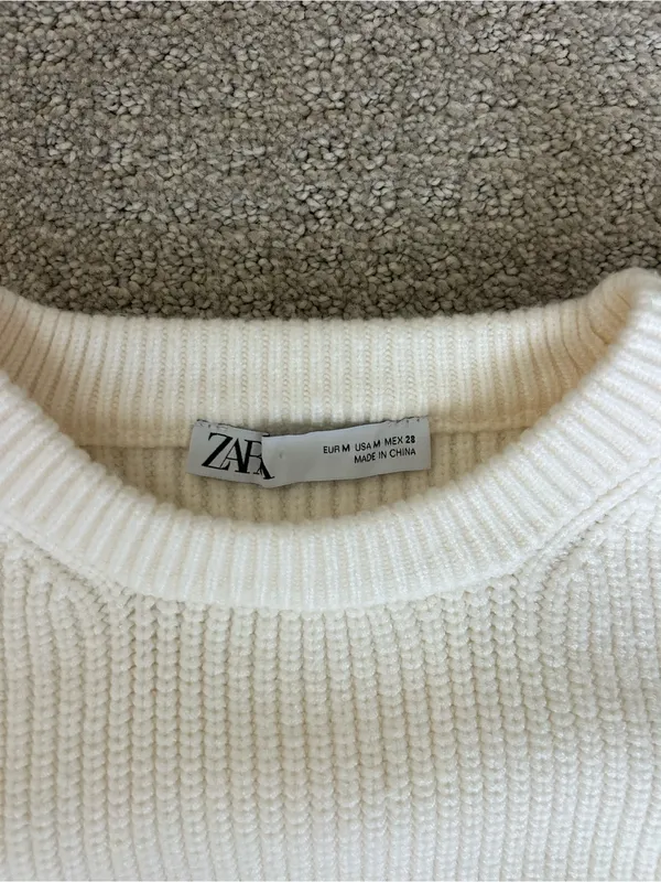 Zara Cropped Cream Ribbed Knit Sweater Size Medium - Image 2