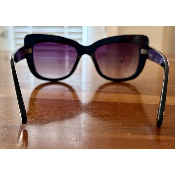 QUAY Australia “Breath Of Life” Sunglasses - Black Frames/Gradient Purple -NWT - Image 5