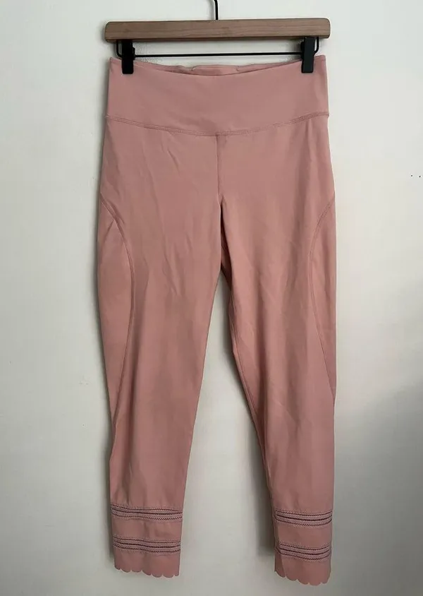 Free People Movement Genesis High Rise Scallop Light Pink Active 7/8 Leggings M - Image 3