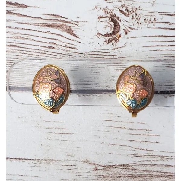 Vintage Clip On Earrings - 5/8" Oval Shape with Butterfly & Flowers Design - Image 2