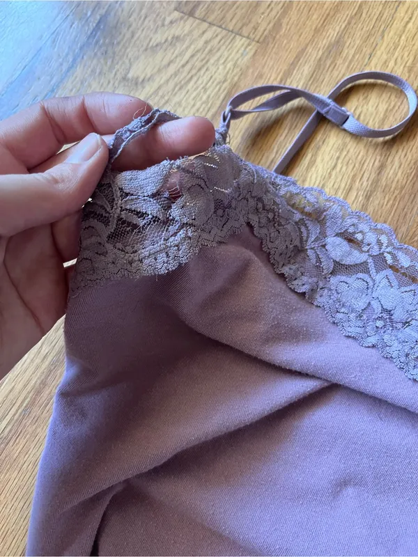 Y2K purple Charlotte Russe lace-trim camisole tank top size medium - Image 6