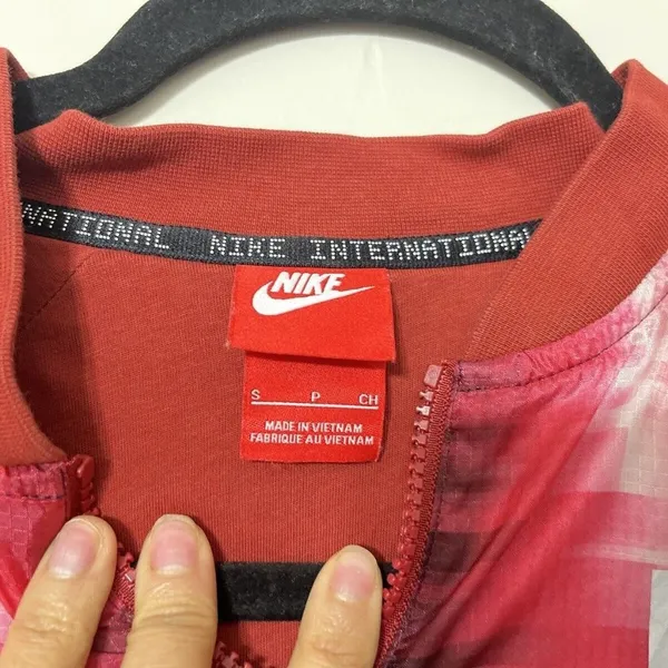 Nike International Women’s Sheer Mesh Bomber Jacket Red Black Size S - Image 7