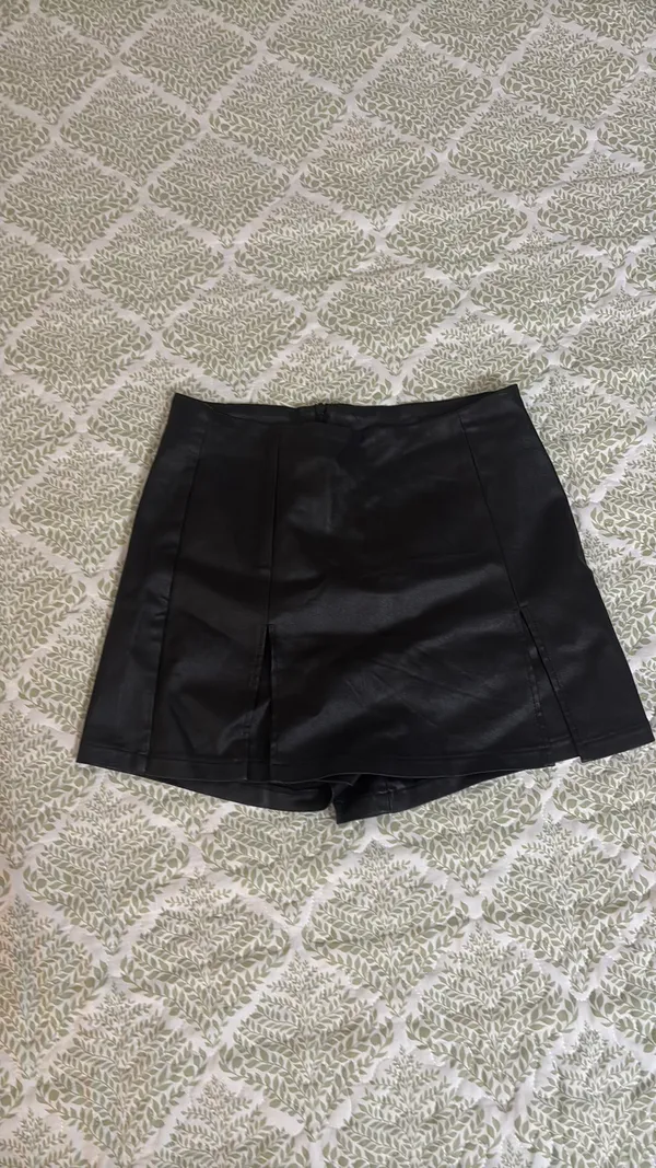 Black leather skirt Size M - Image 3