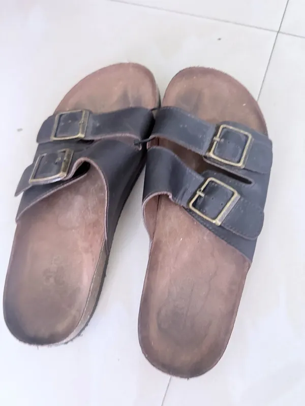White mountain dark double-buckle slide sandals featuring dual adjustable straps and contoured - Image 4
