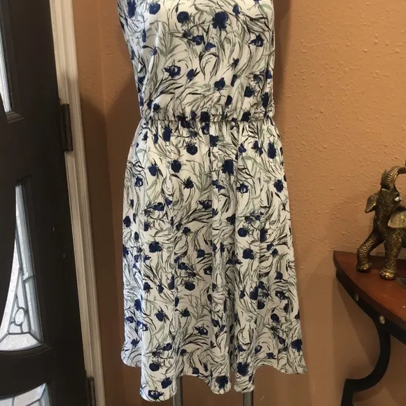 Zara white and blue floral dress - Image 2