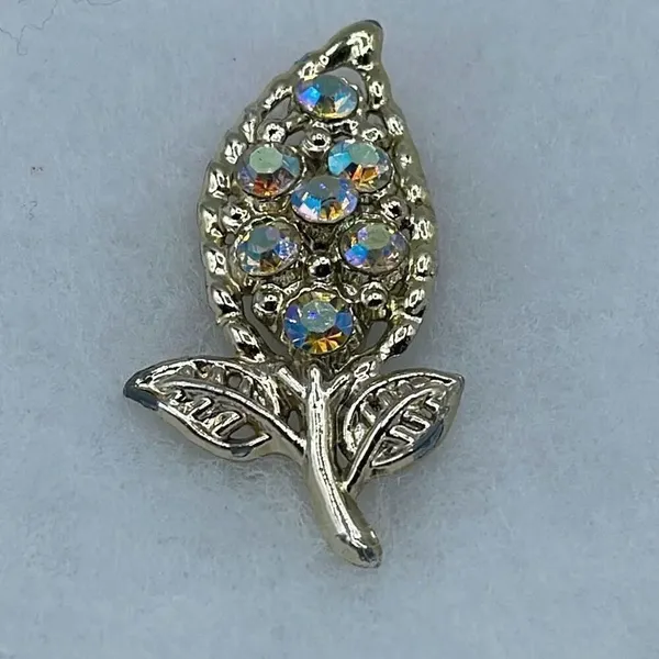 Vintage MCM leaf AB crystals large brooch. Gold - Image 3