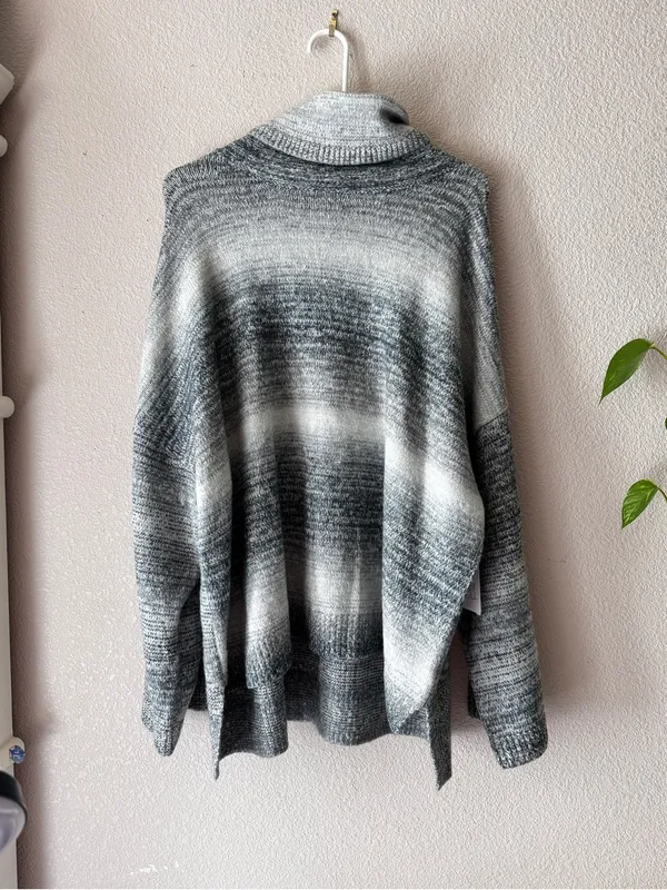 Marled Gray Cowl Neck Oversized Sweater Size L - Image 4