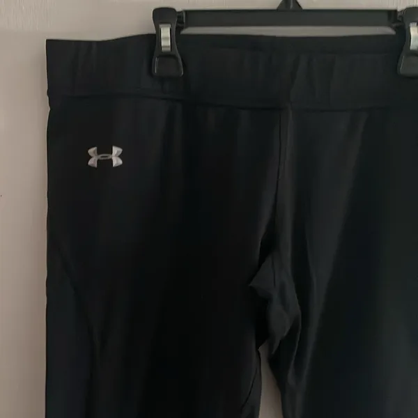 Under Armour Jet Black Athletic Leggings‎ - Image 2