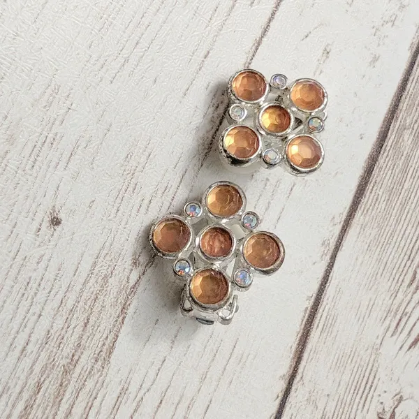 Vintage Clip On Earrings - Dainty Orange Gems - 5/8" - Image 4