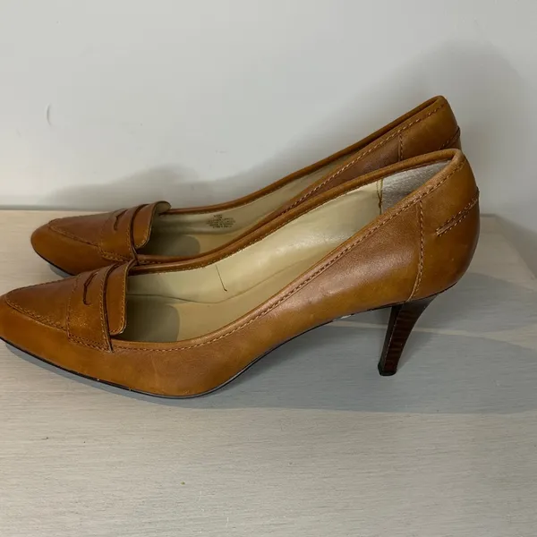 Lauren Ralph Lauren Heeled Loafers - Image 4
