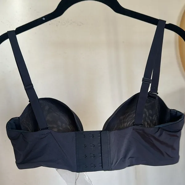 NWT SKIMS Weightless Strapless Bra in Onyx‎ 40C - Image 7