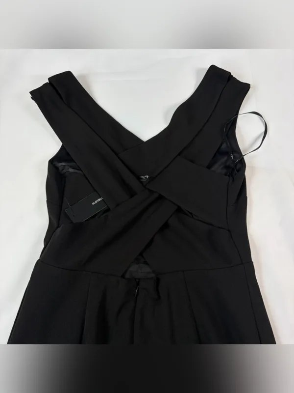NWT Lulus Criss Cross Back Black Mini Dress Women's Size Medium - Image 4