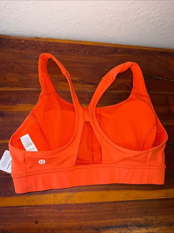NWT Lululemon Power Thru Bra - Image 2