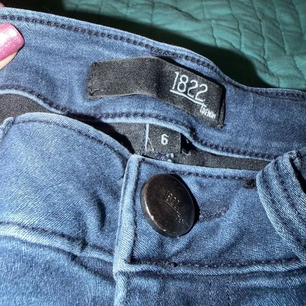 1822 Denim Women’s Size 6 Dark Wash Skinny Ankle Jeans Mid Rise Stretch - Image 3