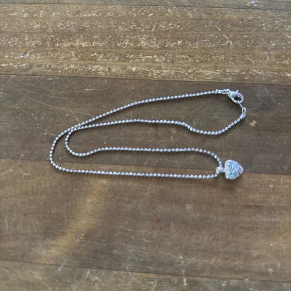 Silver tone pave heart pendant necklace - Image 5