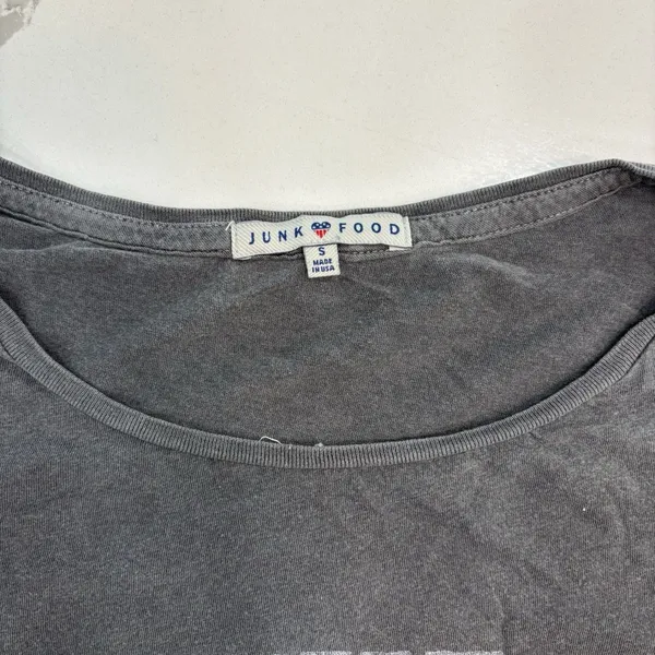 Junk Food Tshirt Womens Size Small The Who Farewell Your 82’ Band Tee - Image 4