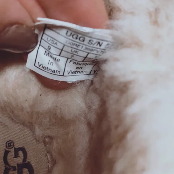 UGG Australia Shoes - Image 4