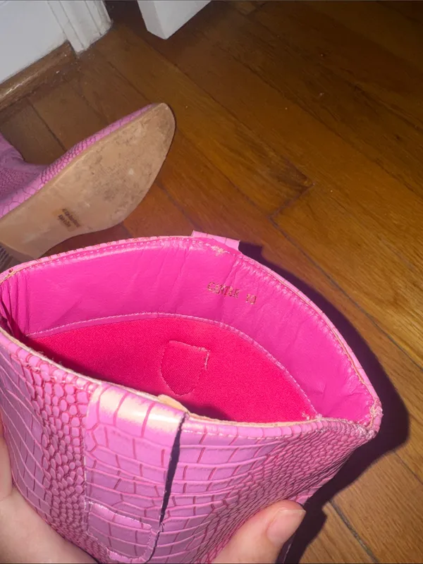 Pink Croc - Image 6
