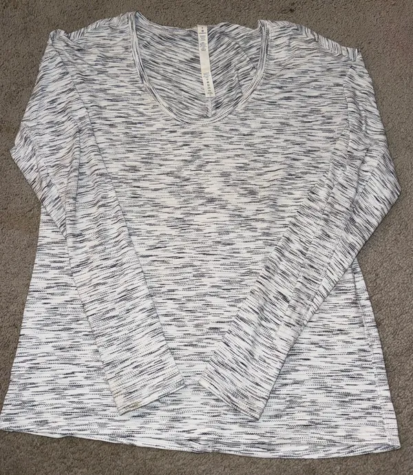 Lululemon White & Gray Long Sleeve Tee - Image 2