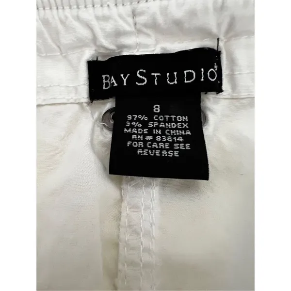Bay Studio white capri Jogger size 8 Gray - Image 6