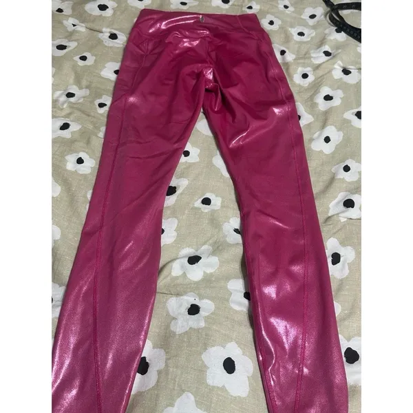 Fabletics pink sparkle leggings - Image 5