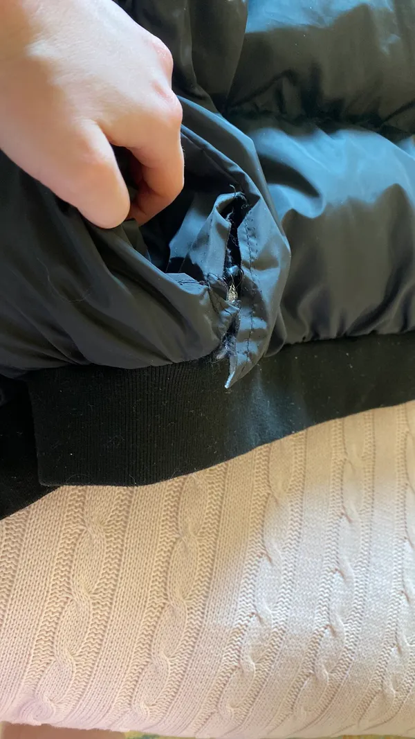 Cropped Black Puffer Jacket Size M - Image 8