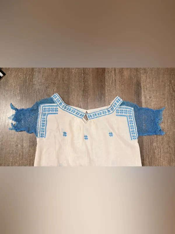 Vintage Embroidered White Cotton Top with Sky Blue Accents - Image 2