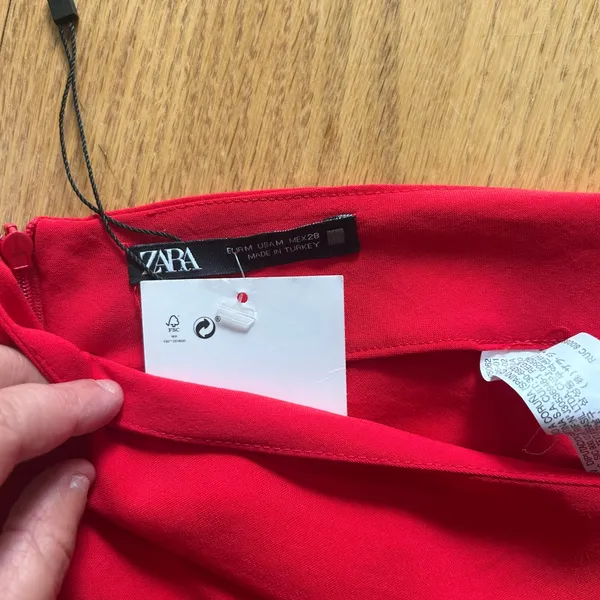 Zara Red Ruffle Midi Skirt M Medium NWT Ruched Draped High Waist Elegant Holiday - Image 5
