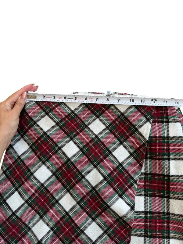 HOLLISTER Ultra High Rise Holiday Plaid Skirt Size Medium - Image 3