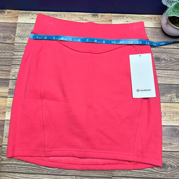 Lululemon Scuba High Rise Mini Skirt NWT Size Small (GLZP) - Image 7