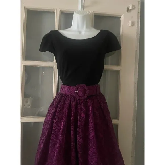 Alice‎ and Olivia Lace Dress - Image 5