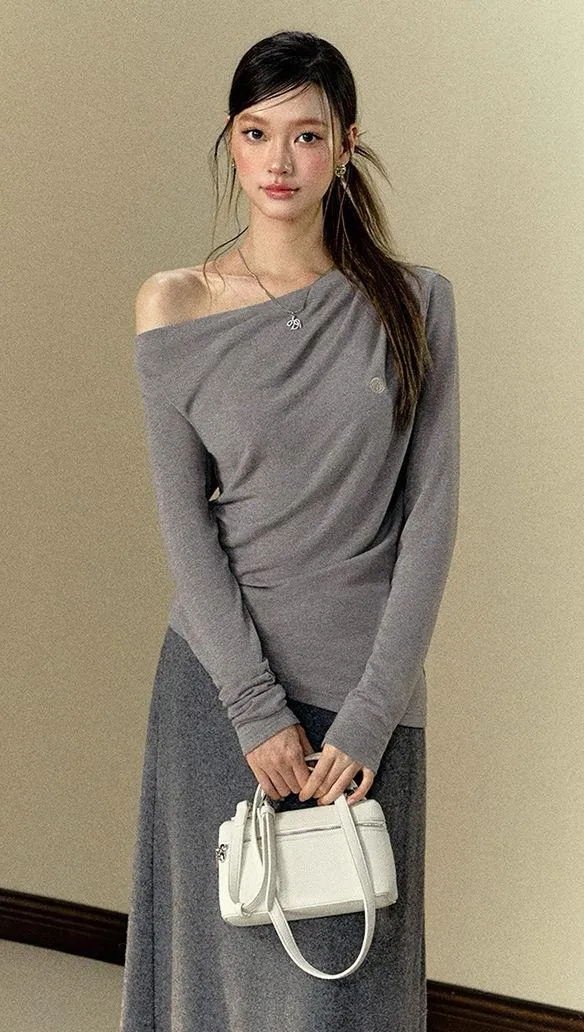 Gray Draped Neck Long Sleeve Top Size L - Image 2